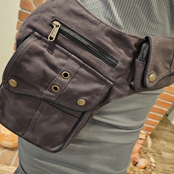 Canvas Brown 2 Pouch Belt Bag Crossbody OS New - Picture 4 of 6